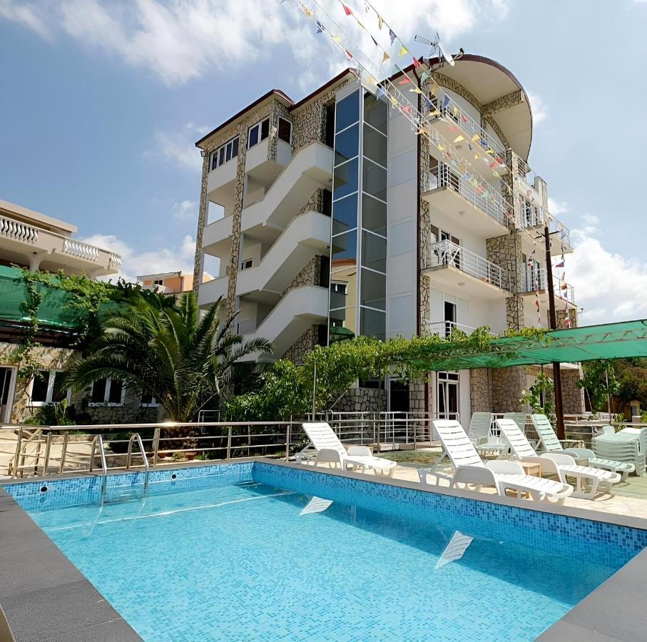 Hotel Victoria Bar Dış mekan fotoğraf