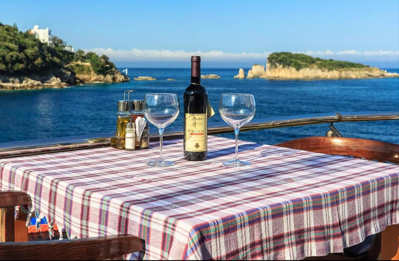 Hotel Victoria Bar Dış mekan fotoğraf