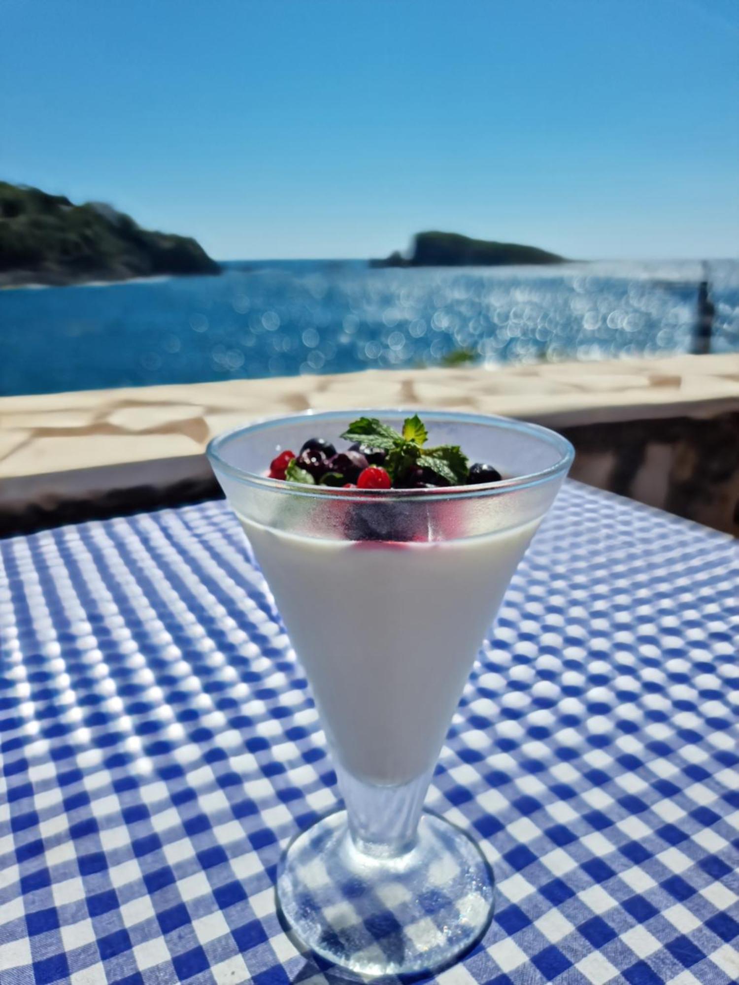 Hotel Victoria Bar Dış mekan fotoğraf