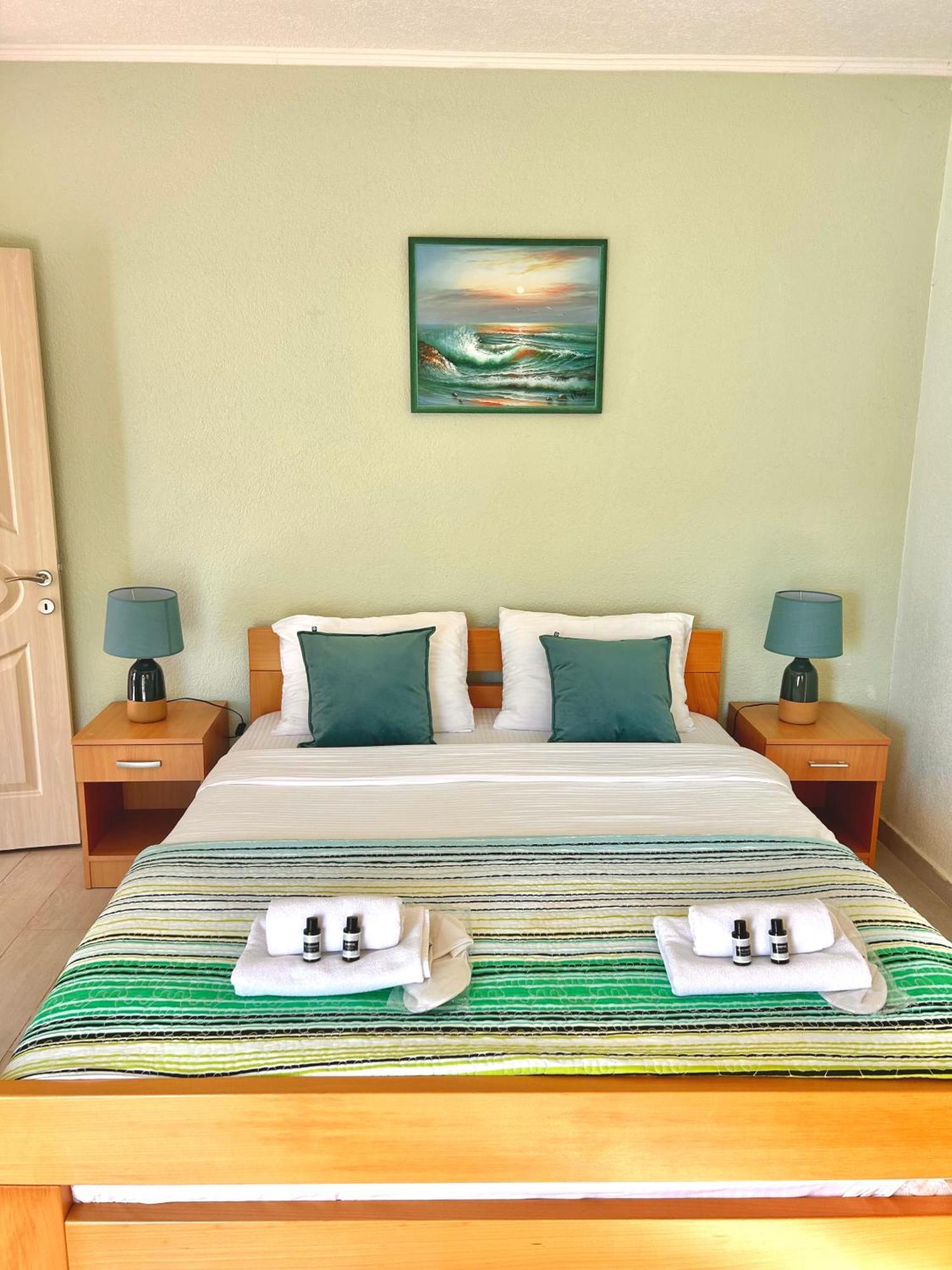 Hotel Victoria Bar Dış mekan fotoğraf