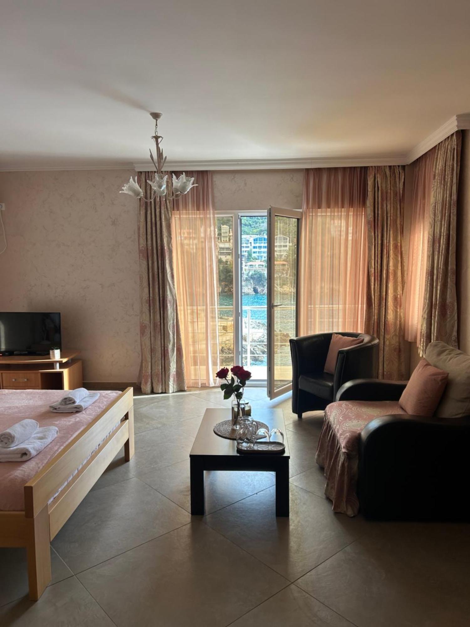 Hotel Victoria Bar Dış mekan fotoğraf