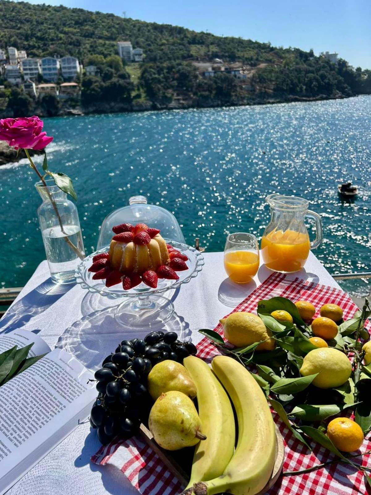 Hotel Victoria Bar Dış mekan fotoğraf